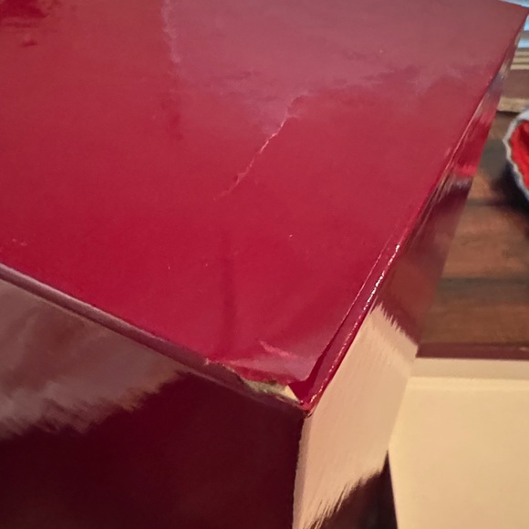 Authentic Gucci Large Glossy Red Gift Box Packaging With Cards Luxury Storage - Picture 7 of 16